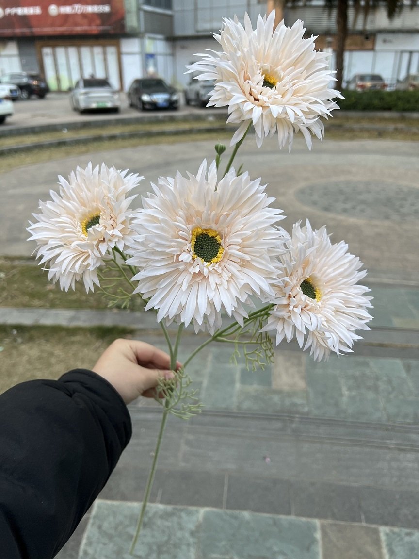 Long Stem 4-Head Gerbera Silk Flowers